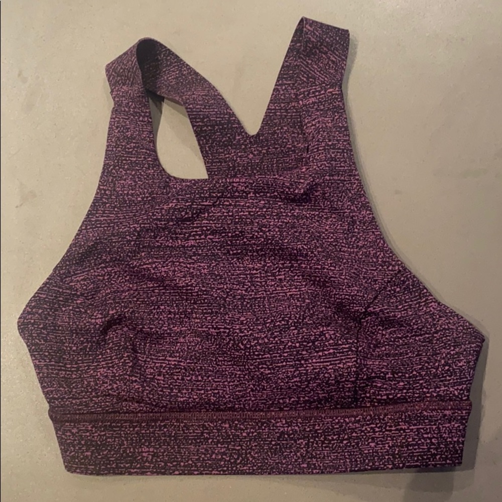 Lululemon LIKE NEW high neck bra; size 4